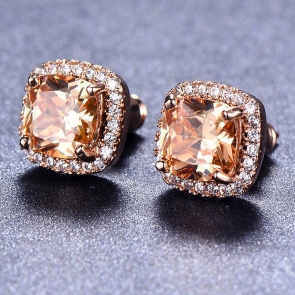 Jewelry - Champagne Topaz Earrings